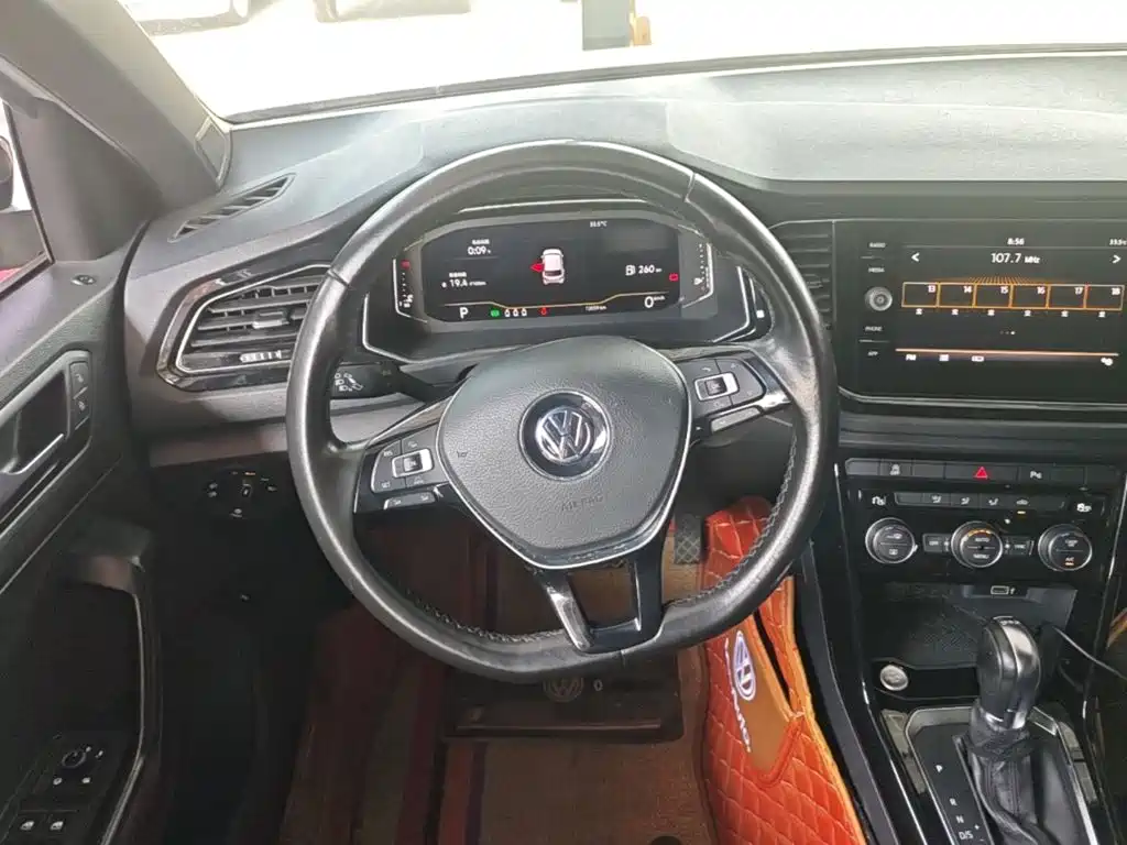 Volkswagen T-ROC 2018 2018 280TSI DSG 2WD Luxury China V