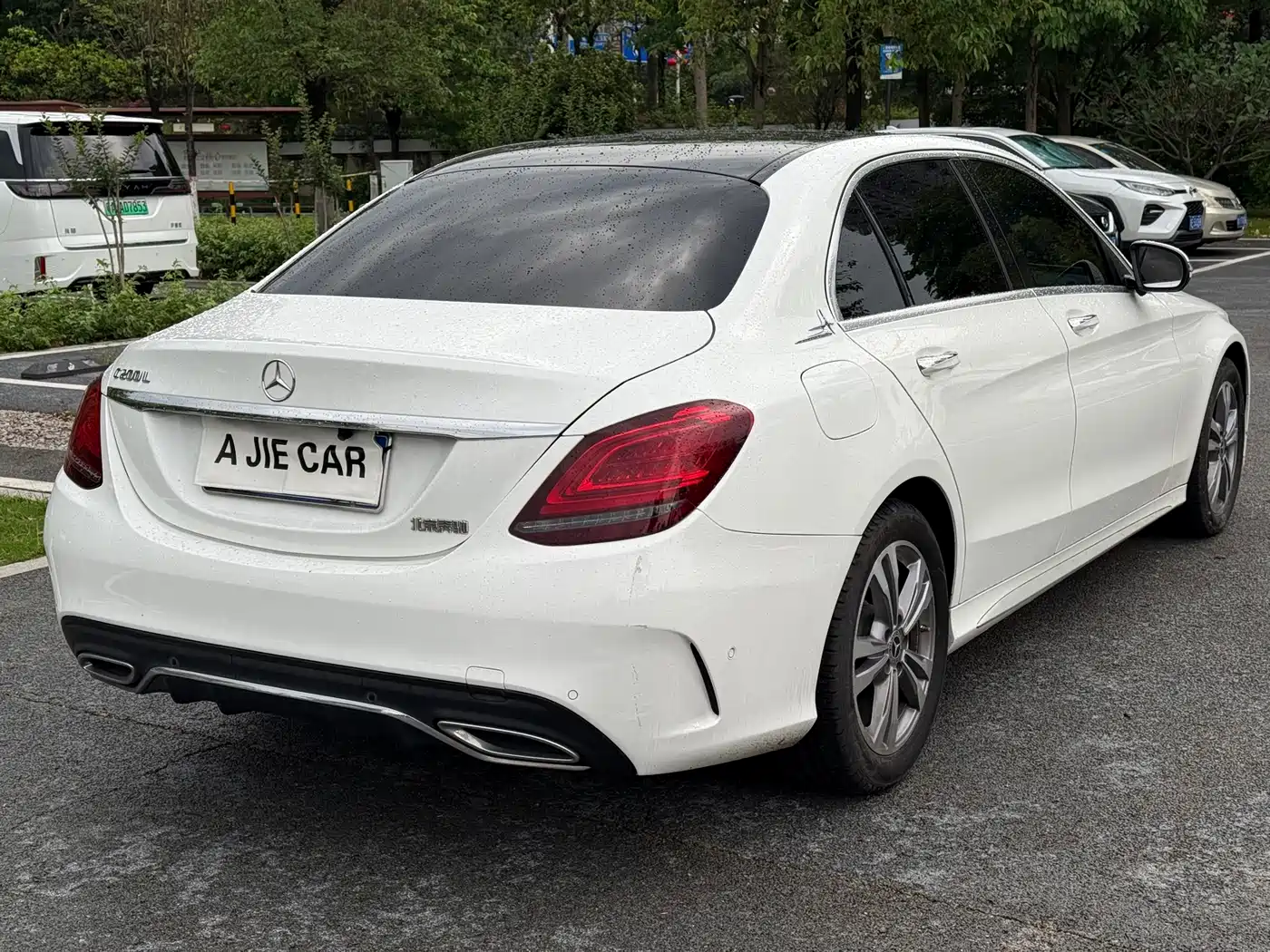 MERCEDES-BENZ CLASS C