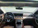 صورة 5 - Mercedes-Benz E-Class