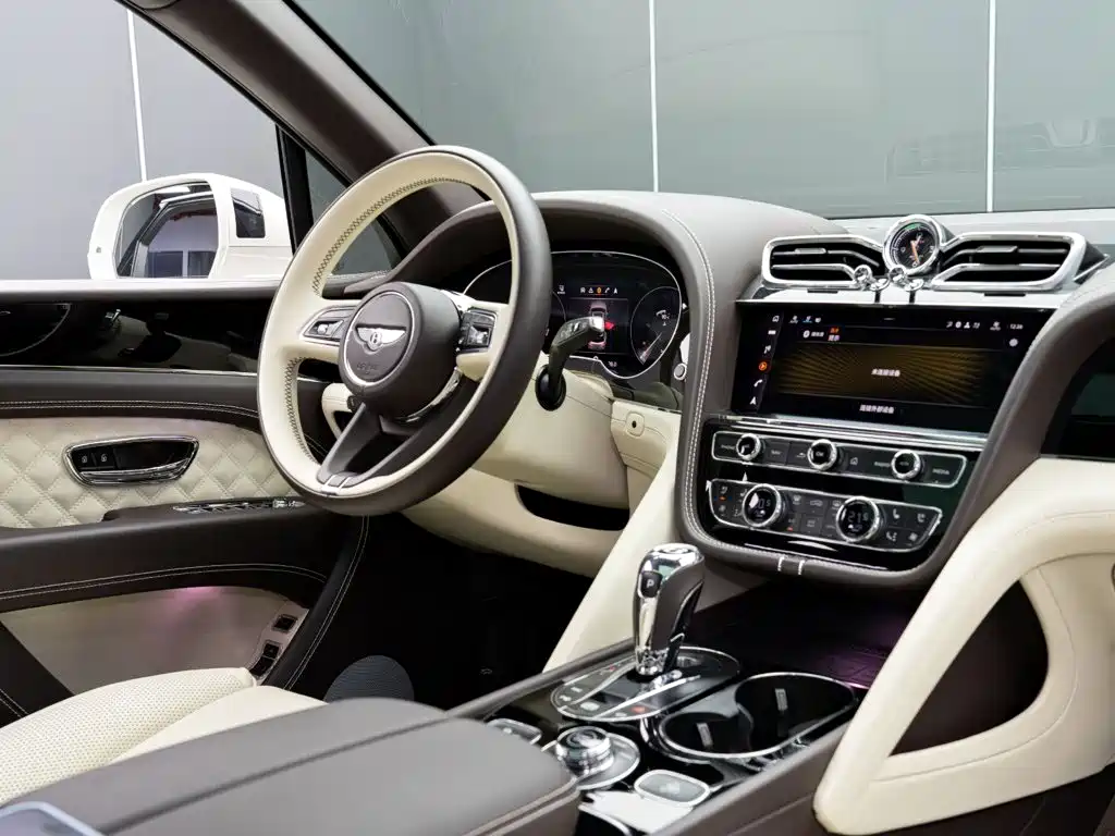 Bentley Bentayga Hybrid 2022 2021 3.0T PHEV