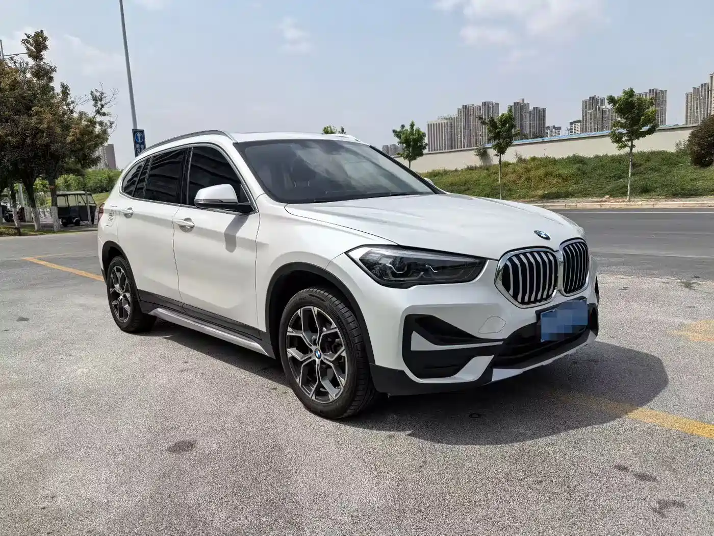 BMW X1 2020 sDrive20Li Fashion Model фото 3