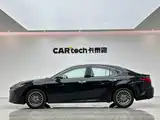 Фото 2 - Toyota Camry