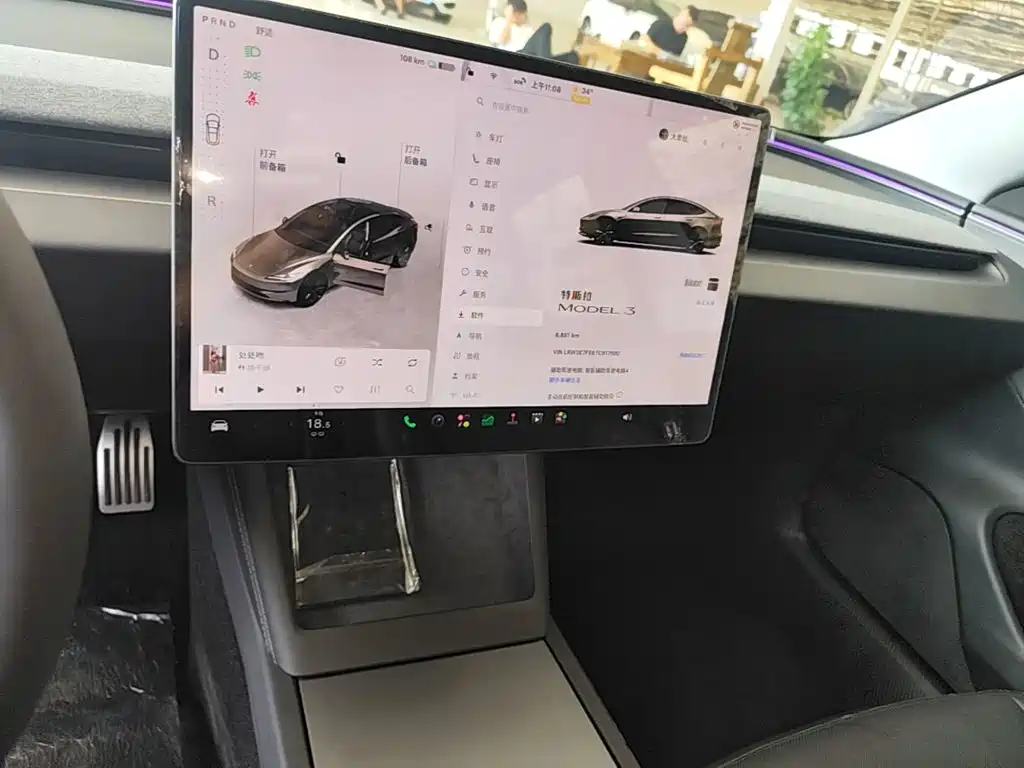 Tesla Model 3 2026 2025 Model Year Facelift Rear-Wheel Drive