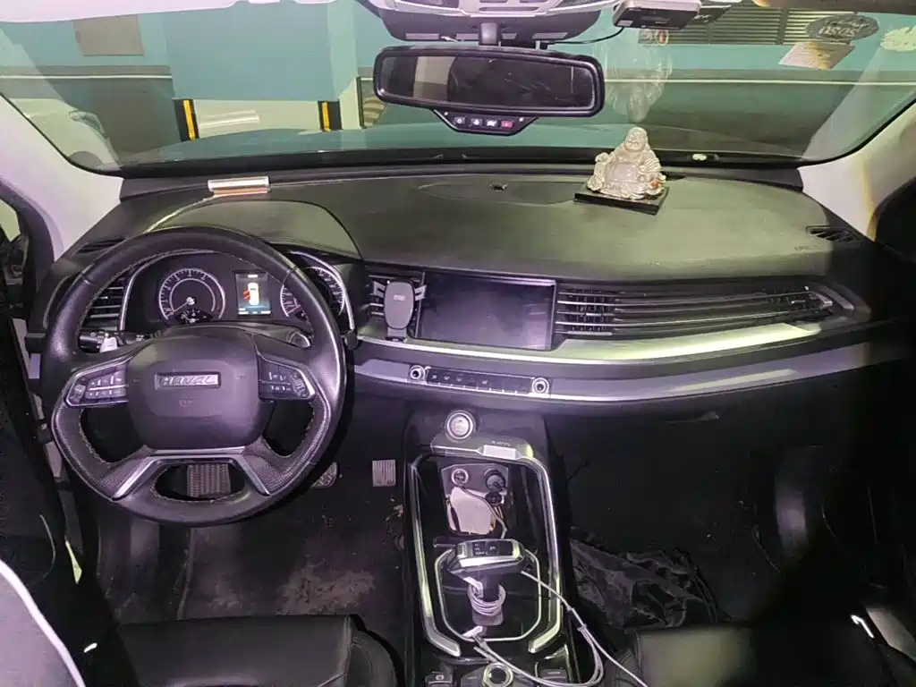 Фото 12 - Haval H6