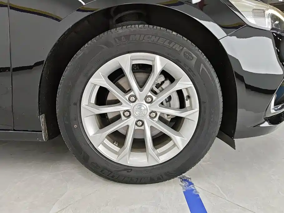 Buick Lacrosse, миниатюра 22