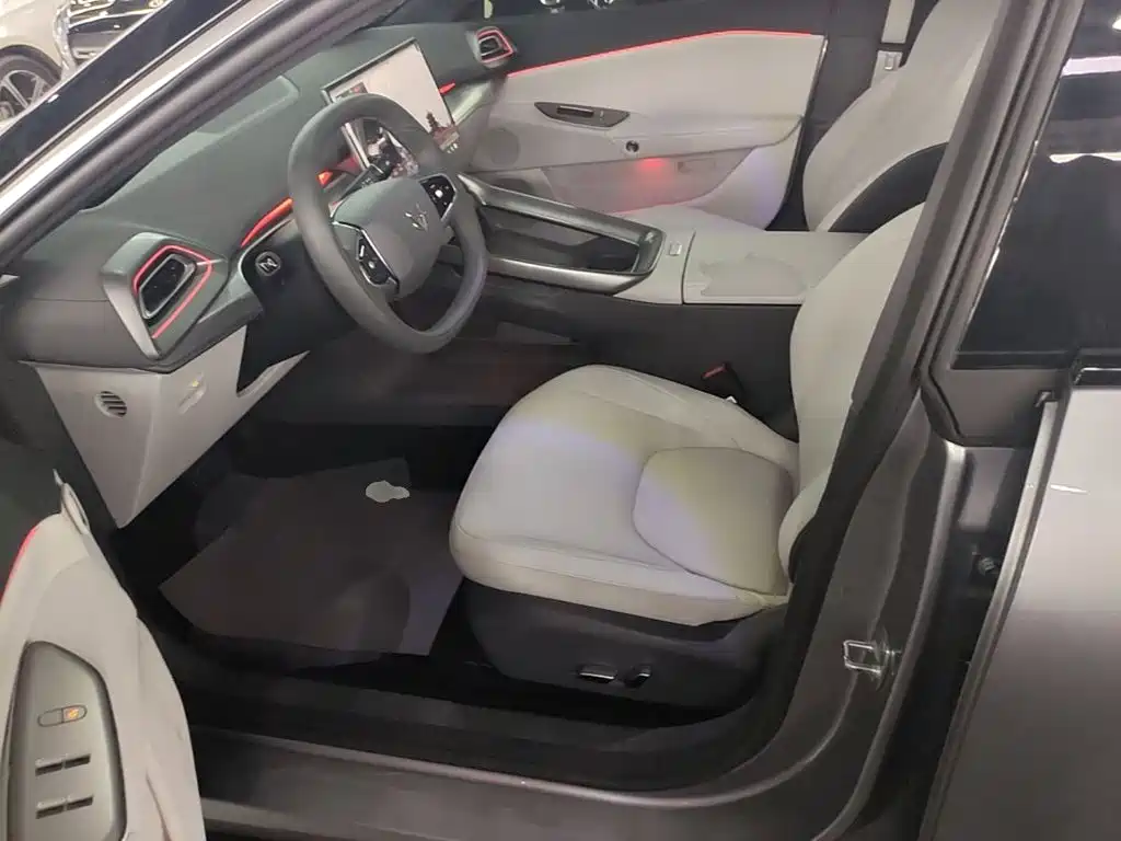 ARCFOX Alpha S5 2026 2025 Facelift 668MAX Divine Edition 200kW