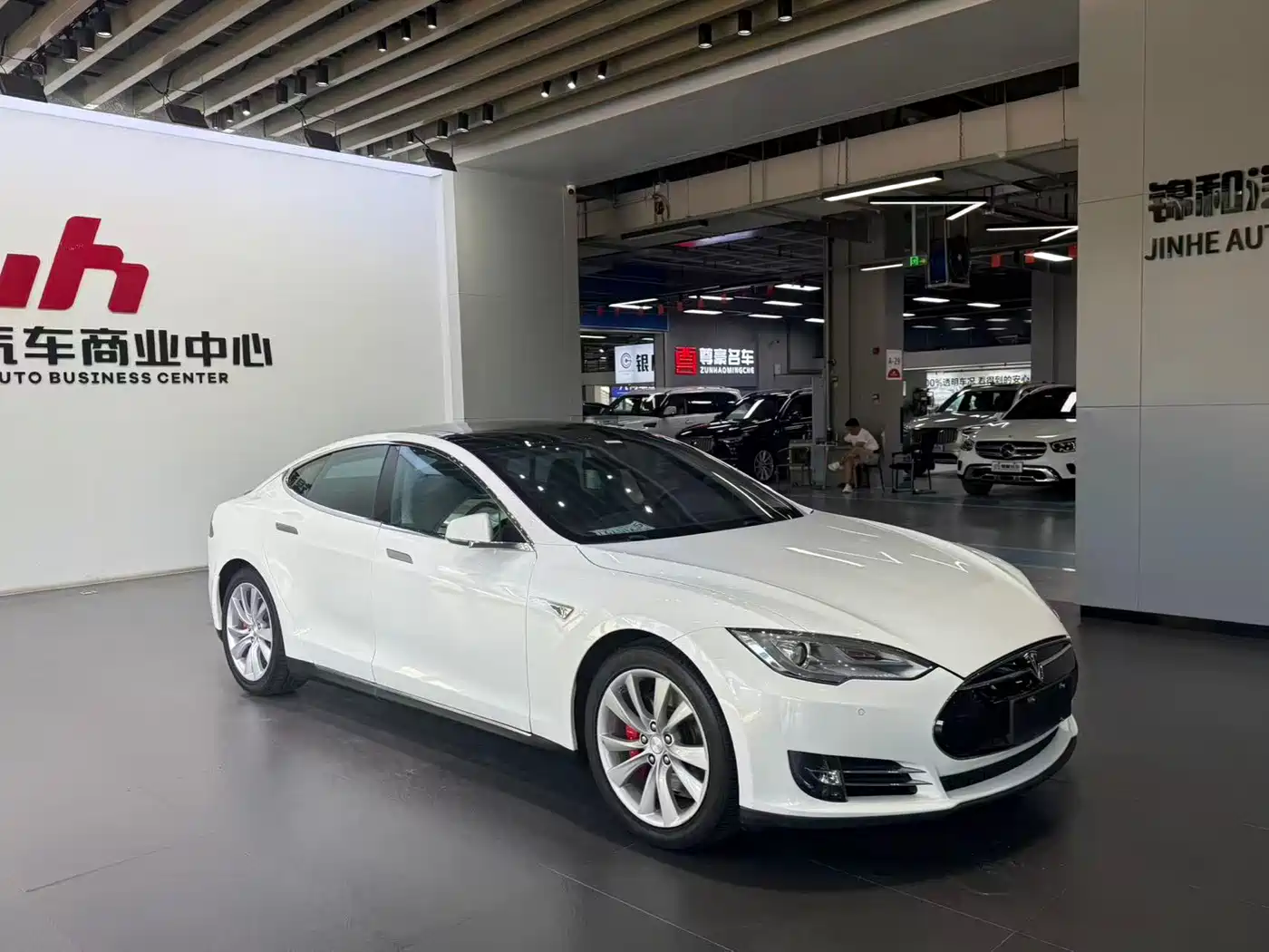 Tesla Model S 2014 2014 Model S P85