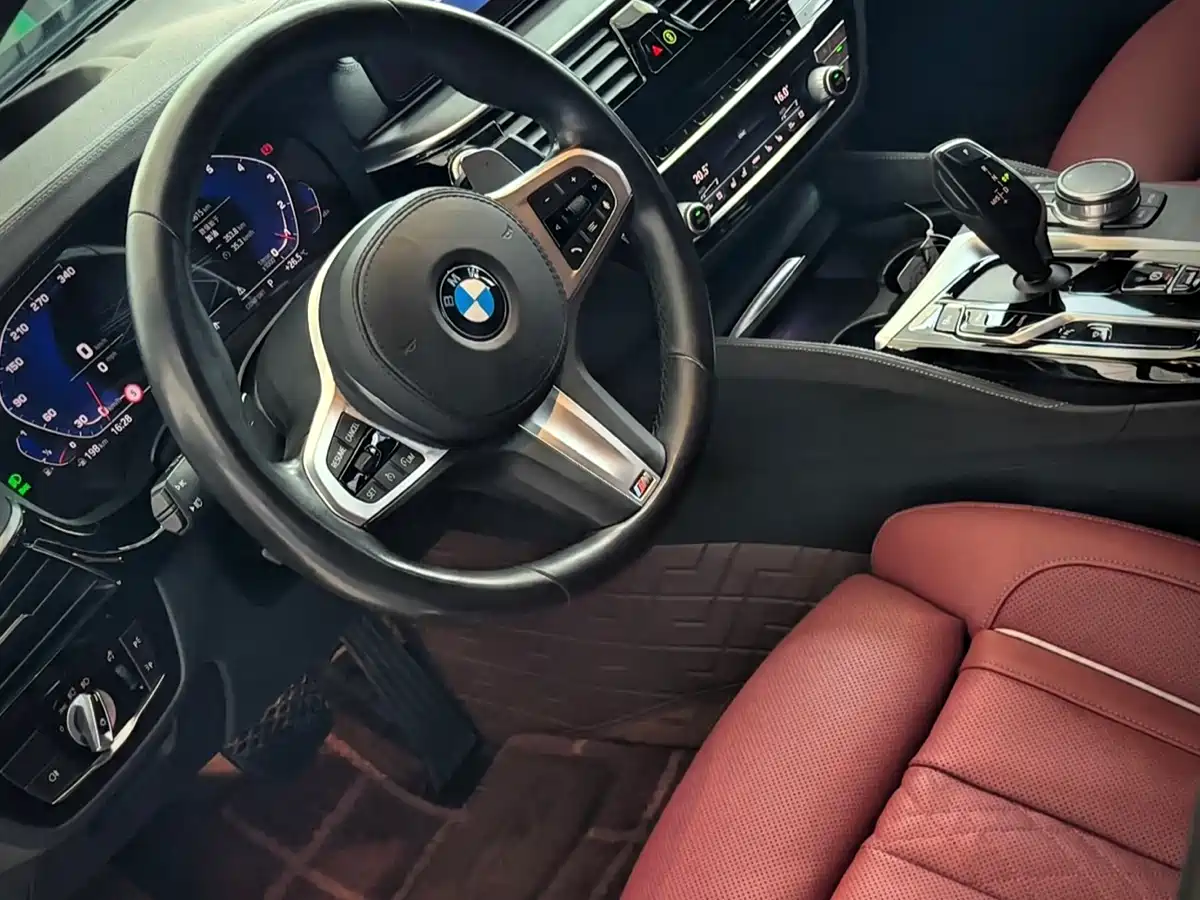 BMW 5 Series 2021 530Li Premium M Sport Package фото 2