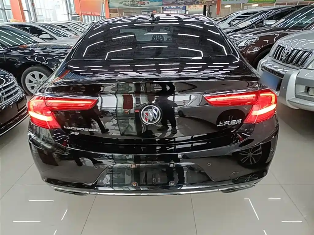 Buick LaCrosse 2016 Model 28T Luxury фото 6