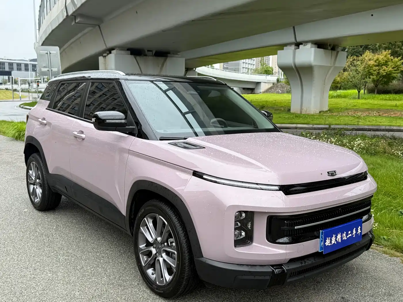 Geely ICON 2025 2026 Chocolate 1.5TD Pure Edition