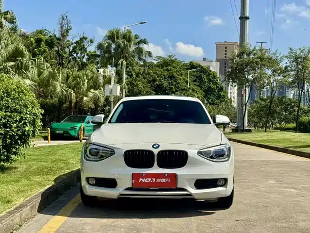 BMW 1 Series (Import) 2013 Facelift 118i Leading Model — фото 2