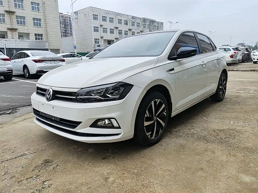 Volkswagen Polo 2019 Plus 1.5L Automatic Beats Trendy Edition