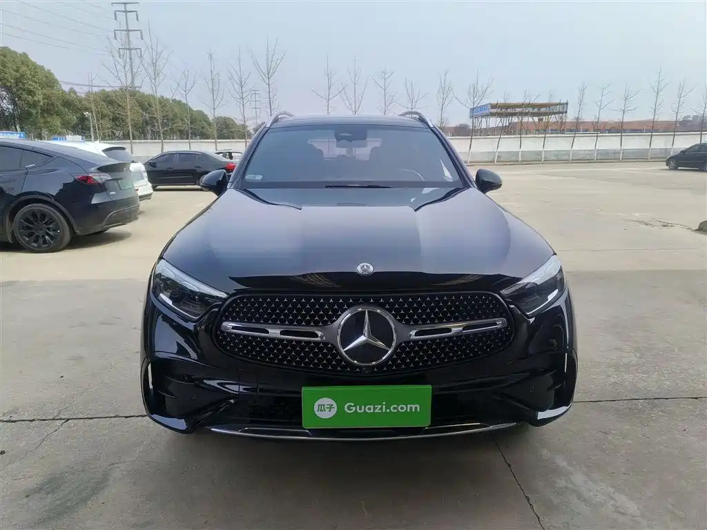 Mercedes-Benz GLC 2023 GLC 300 L 4MATIC Luxury 7-Seater фото 3