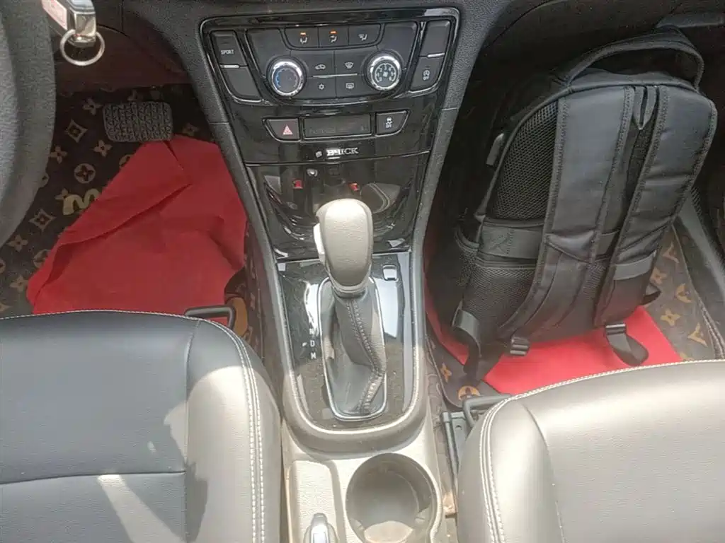 Buick Encore 2018 18T Automatic 2WD Urban Leading фото 14