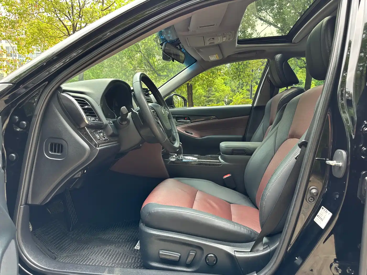 Toyota Crown 2018 2.0T Sport Edition фото 4