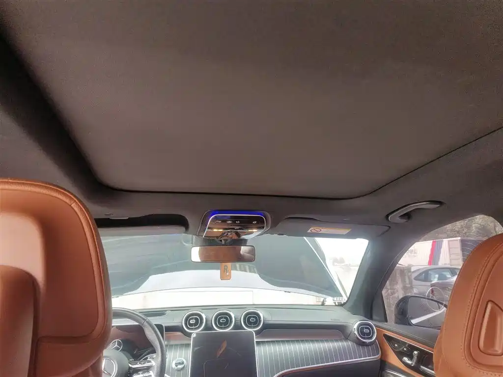 Mercedes-Benz GLC 2023 GLC 300 L 4MATIC Luxury 7-Seater фото 14