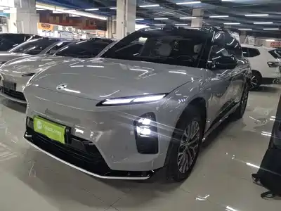 NIO ES6