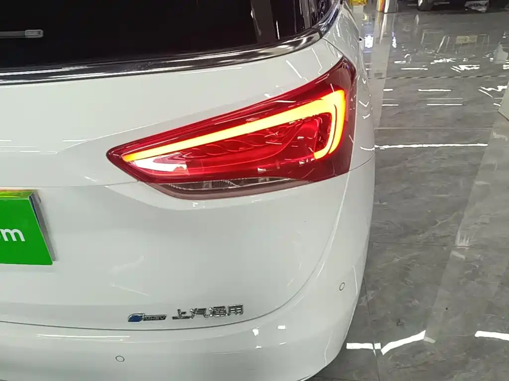 Buick GL6 2023 2021 323T Mild Hybrid Connected Luxury