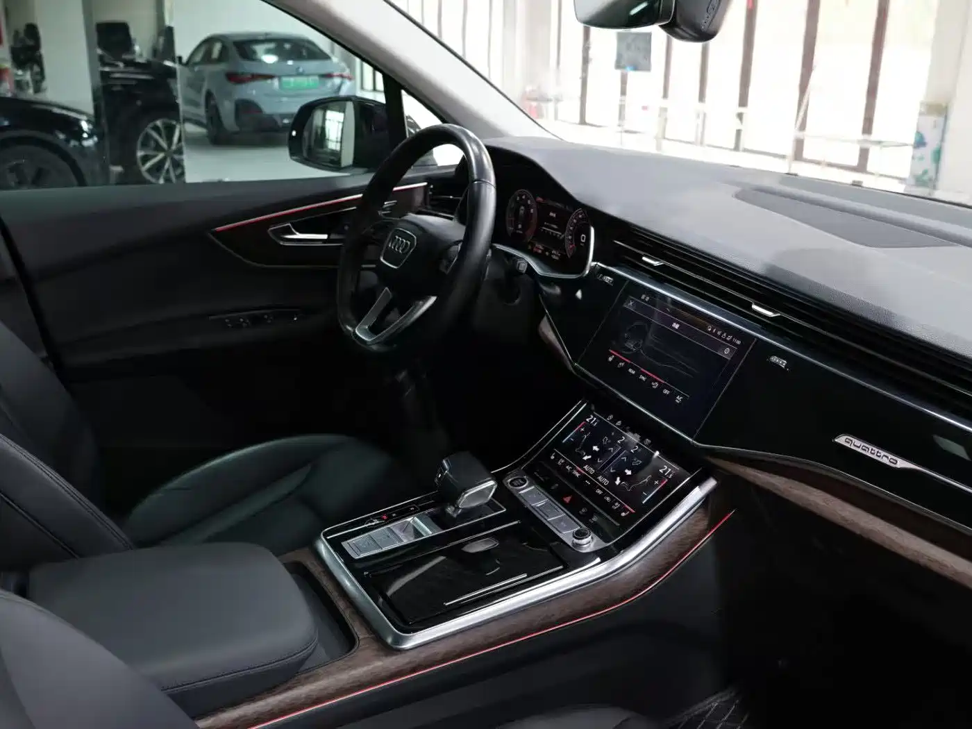 AUDI Q7