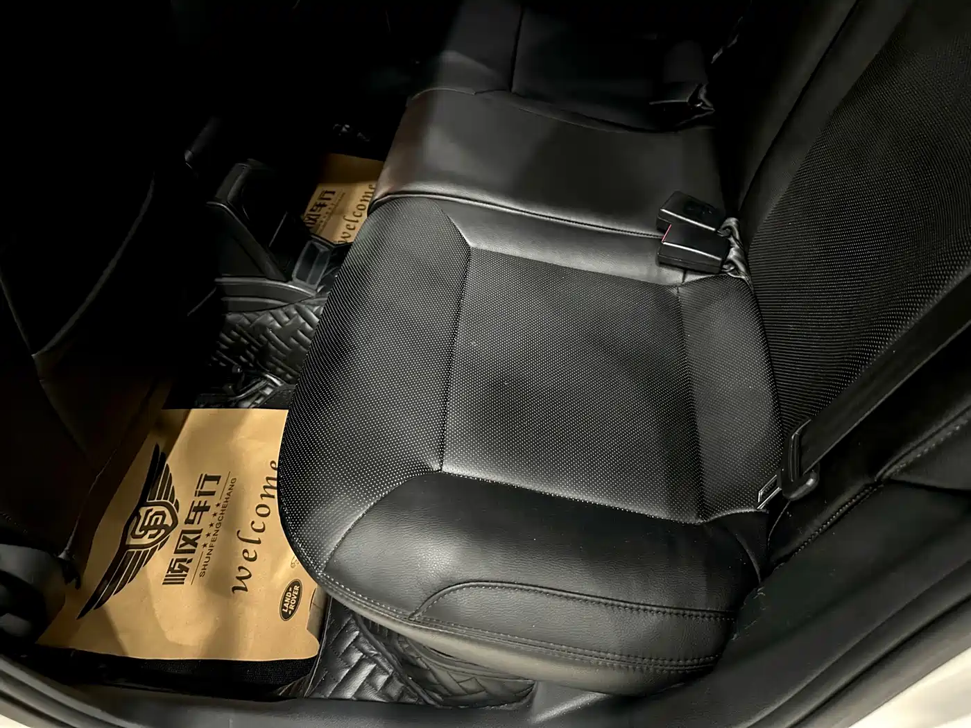 Volkswagen Polo 2014 1.4L Automatic Comfort Edition фото 15