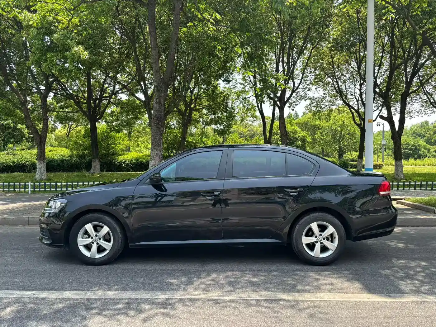 Volkswagen Lavida 2019 1.5L Automatic Trend Edition China VI фото 7