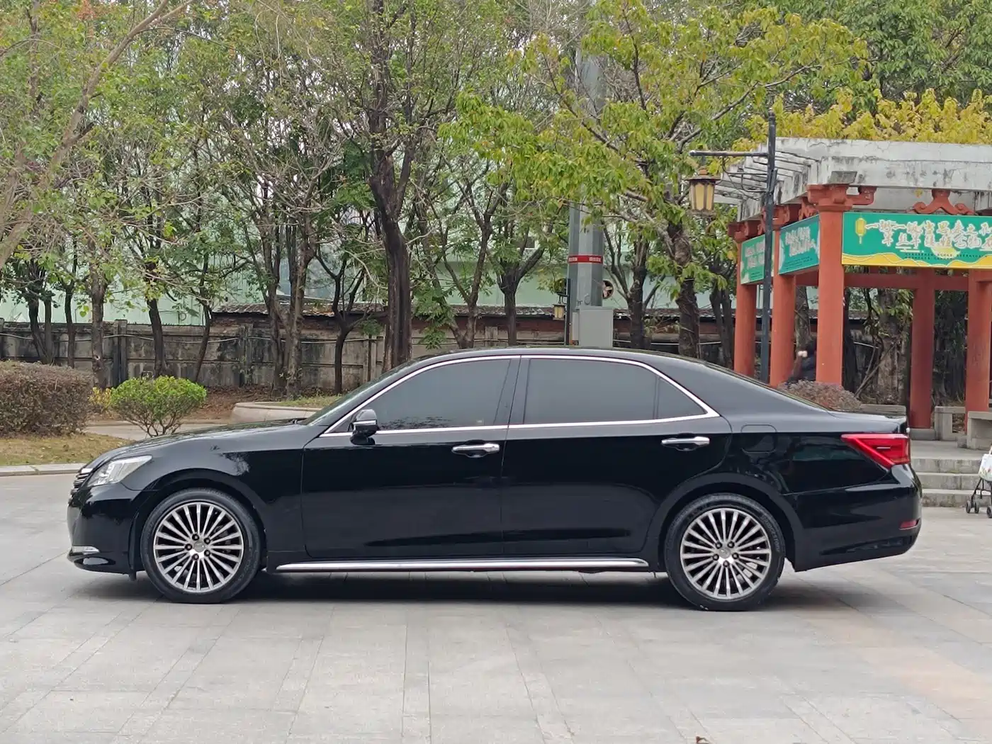 Toyota Crown 2018 2.0T Sport Edition фото 20