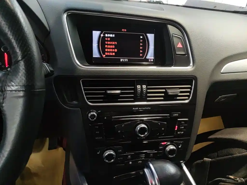 Audi Q5 2016 40 TFSI Technology Model фото 13