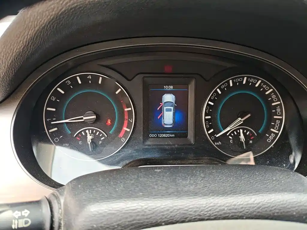 Фото 4 - Haval H2