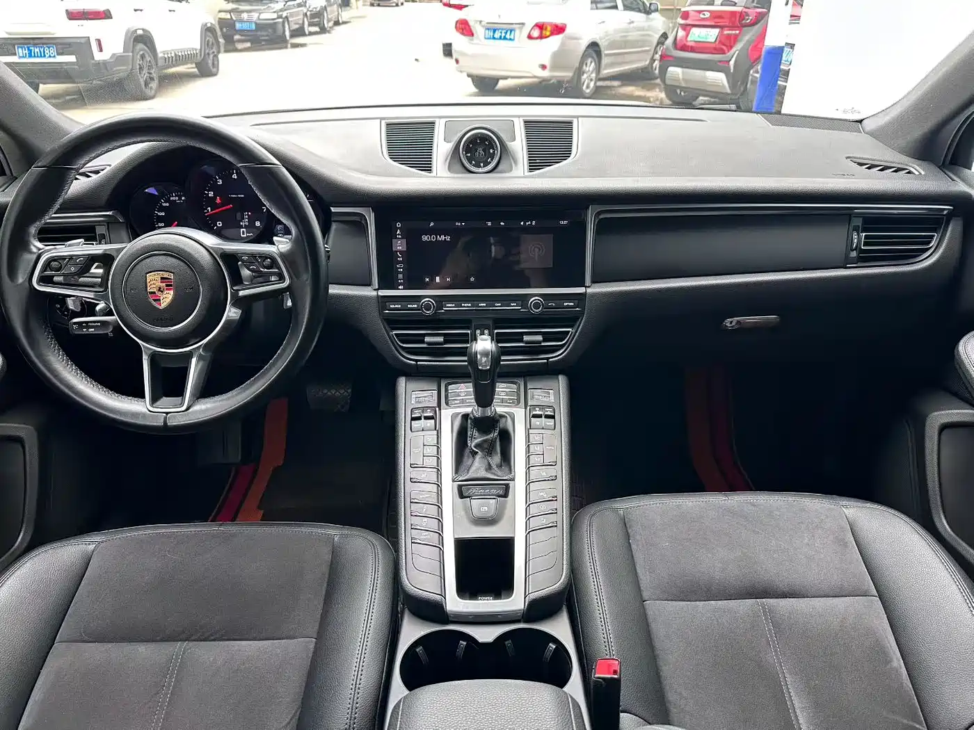 Porsche Macan 2018 Macan 2.0T фото 5