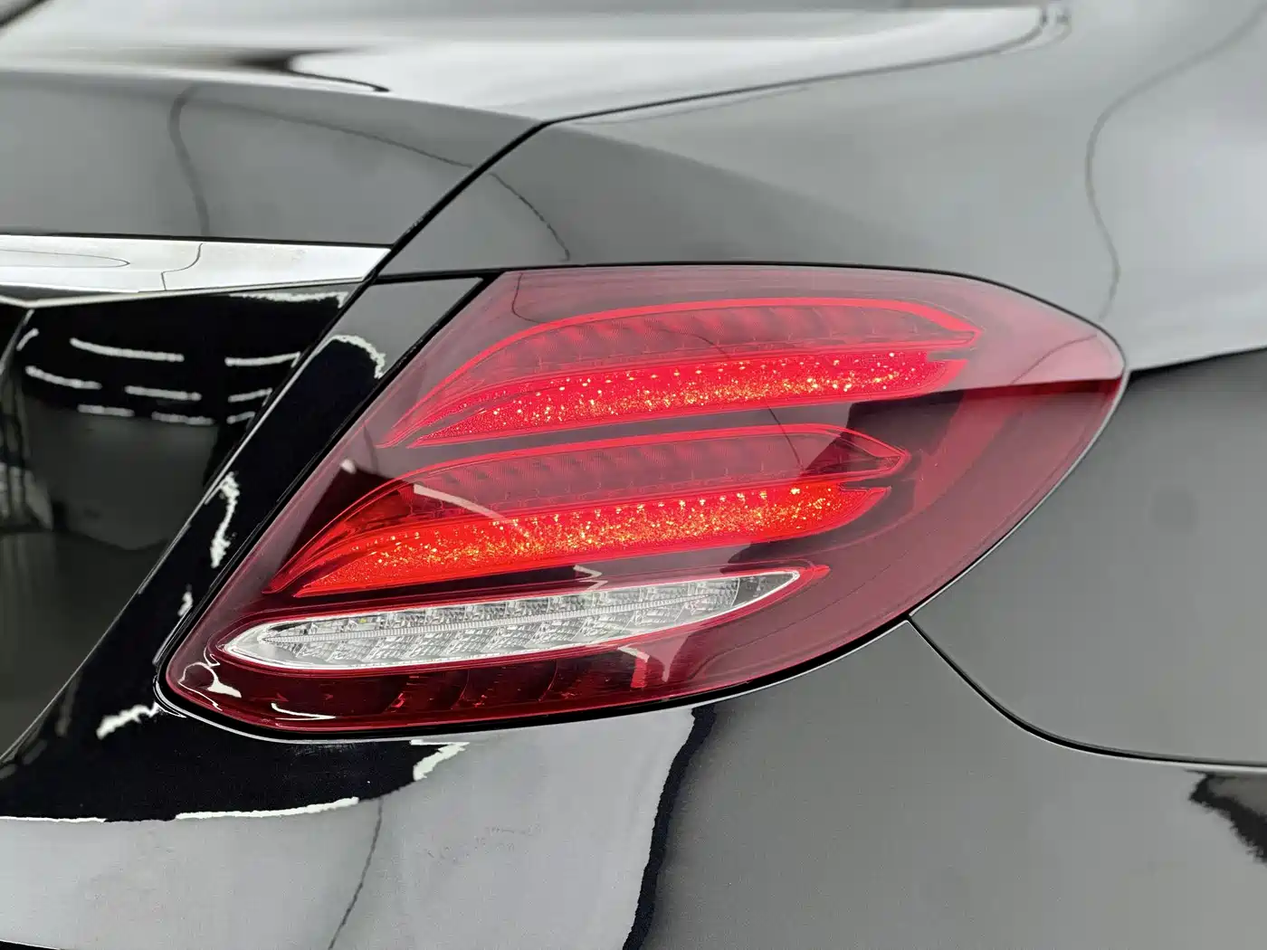 Mercedes-Benz E-Class 2020 Facelift E 300 L Sport Exclusive фото 4