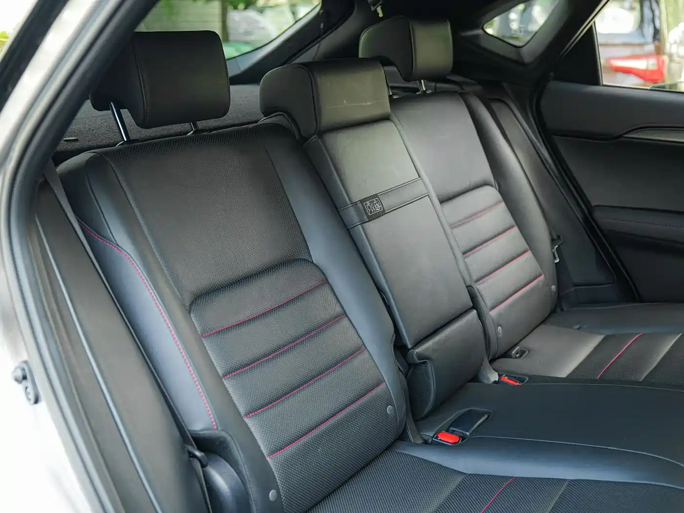 Lexus NX 2015 200t AWD F SPORT фото 16