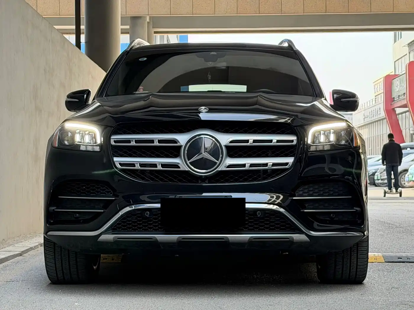 Mercedes-Benz GLS 2023 GLS 450 4MATIC Luxury Edition фото 2