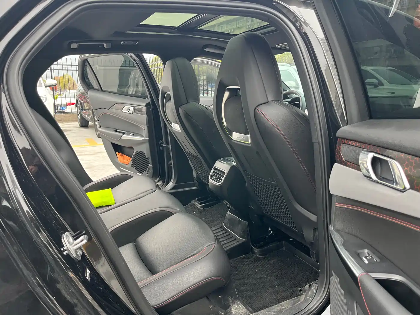 Lynk & Co 03 2019 2.0TD Auto Power Pro Version фото 10