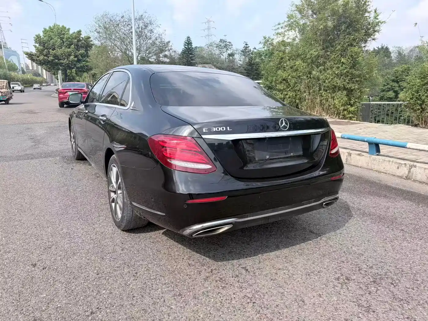 Mercedes-Benz E-Class 2016 E 300 L Fashion Type фото 7