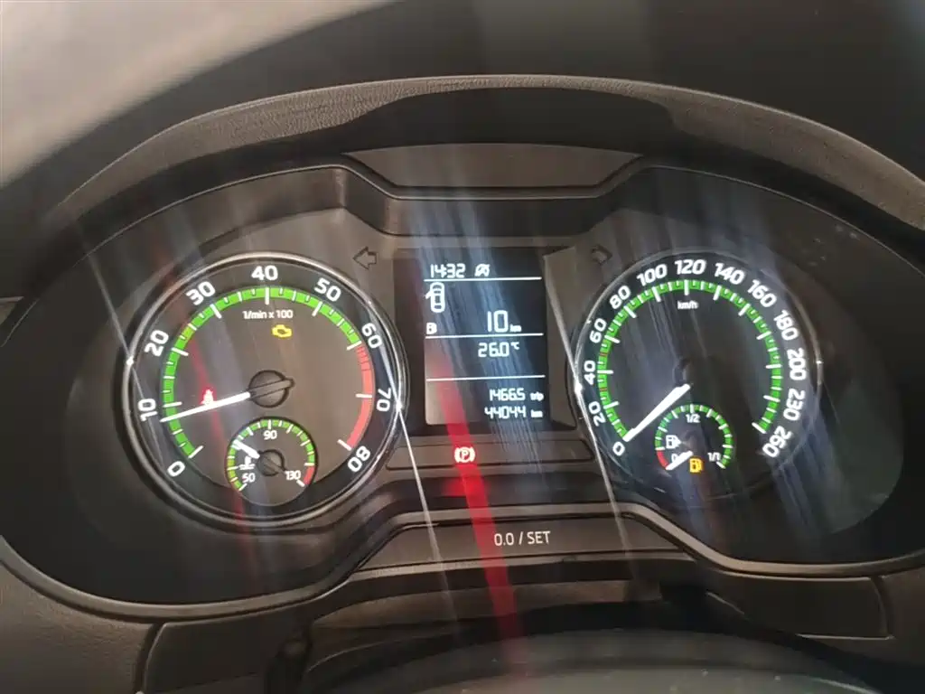 Škoda Rapid 2020 1.5L Manual Standard фото 12