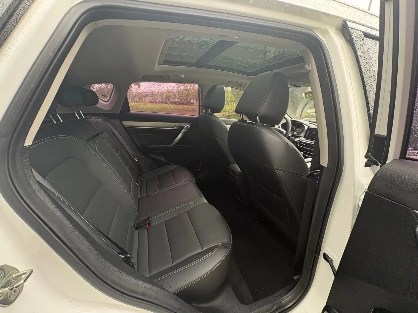 GEELY AUTOMOBILE BINYUE