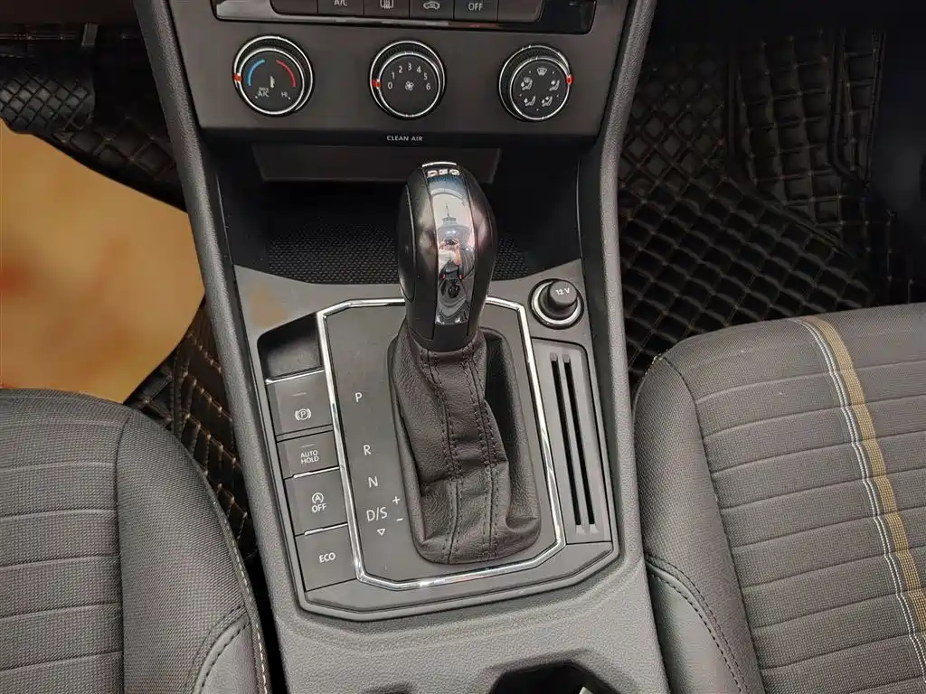 Volkswagen Lavida 2019 280TSI DSG Comfort Edition China VI фото 17