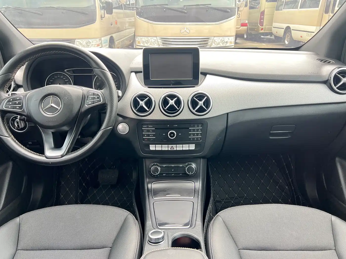 Mercedes-Benz B-Class 2015 B 200 Dynamic фото 15