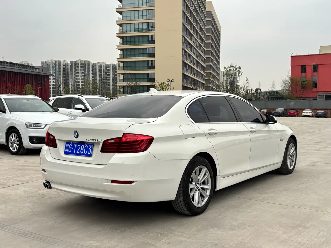 BMW 5 Series 2014 520Li Elegance фото 12