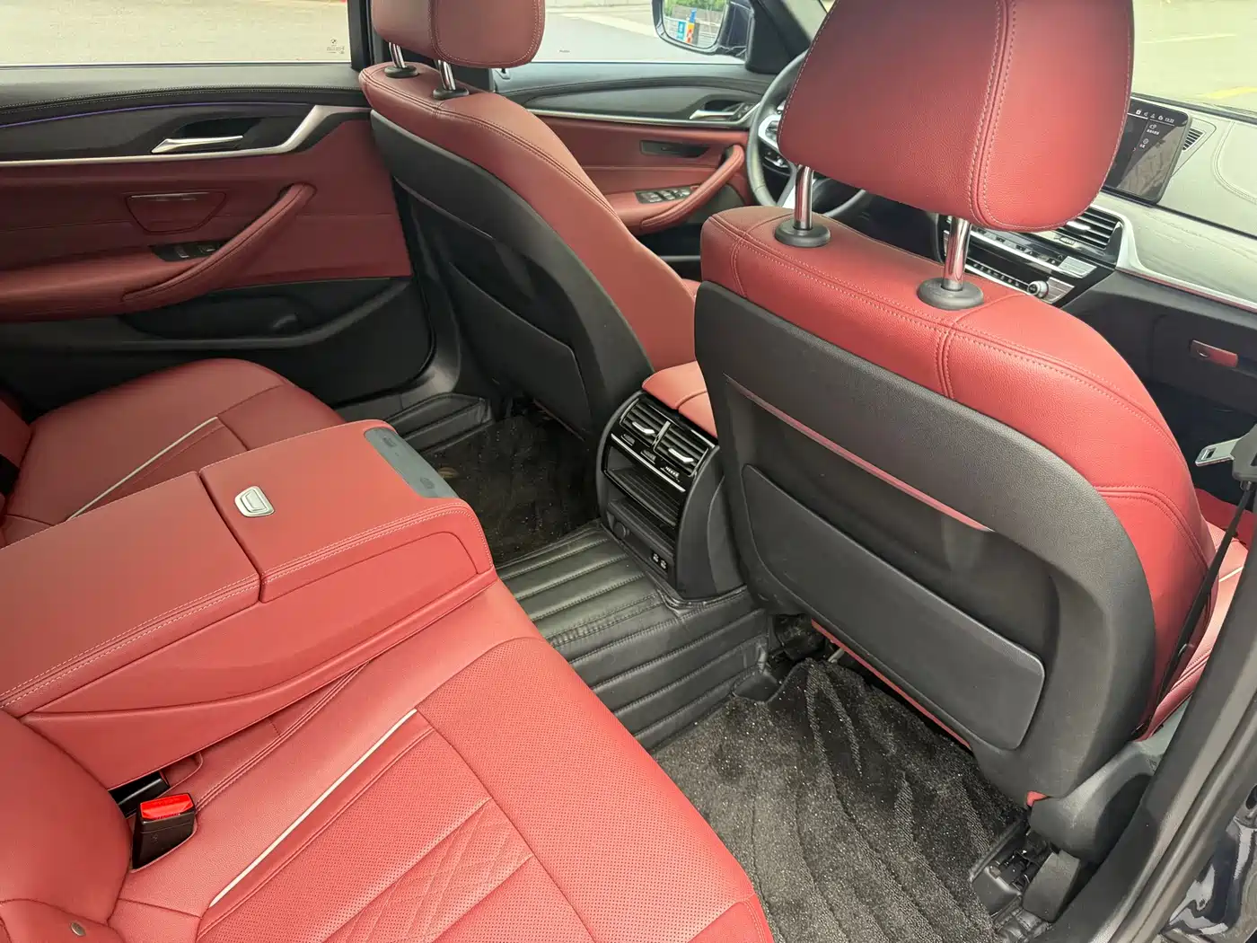 BMW 5 Series 2022 530Li Leading M Sport Package фото 12