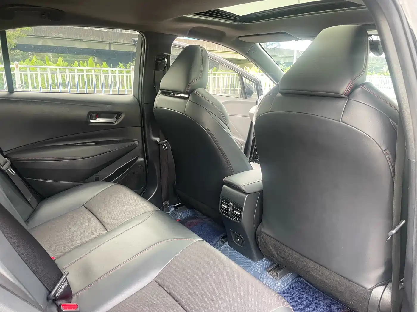 Toyota Levin 2021 Dual Engine 1.8H E-CVT Sport фото 25