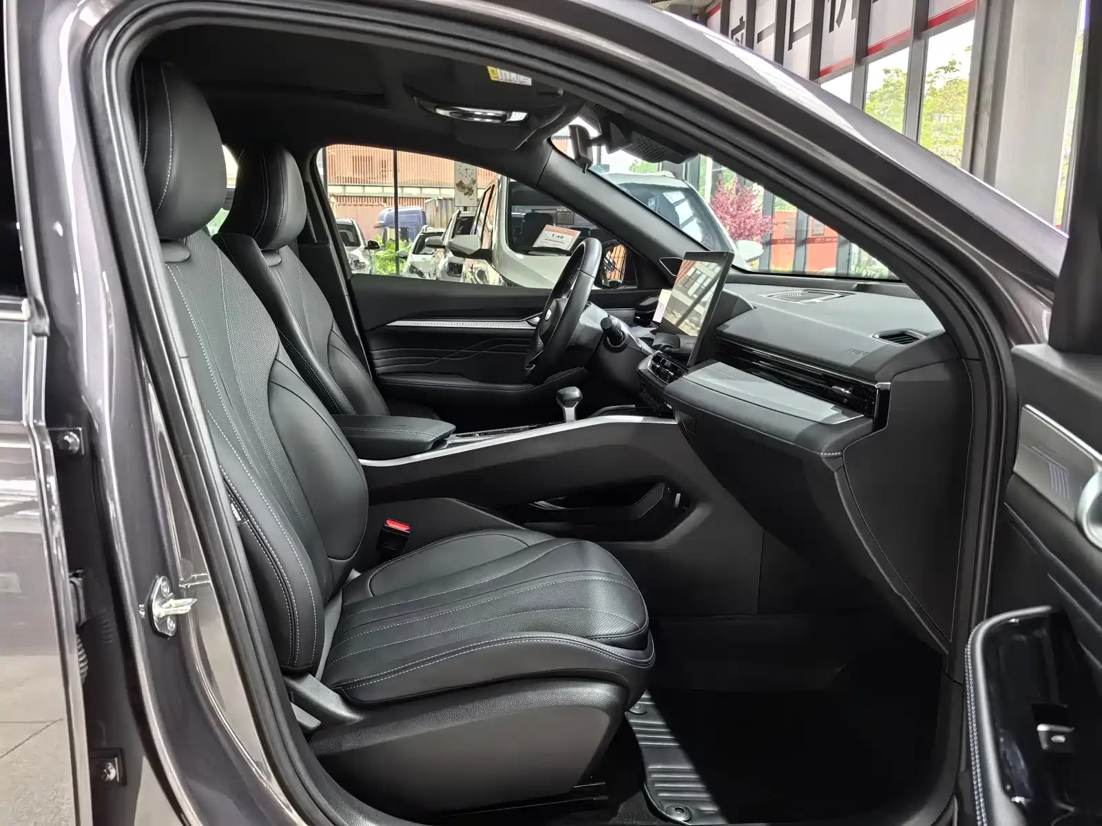 Фото 9 - Geely Preface