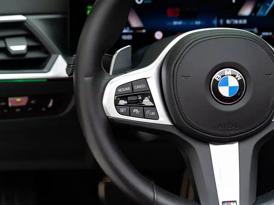 BMW 4 Series 2023 430i Convertible M Sport Shadowline Package фото 20