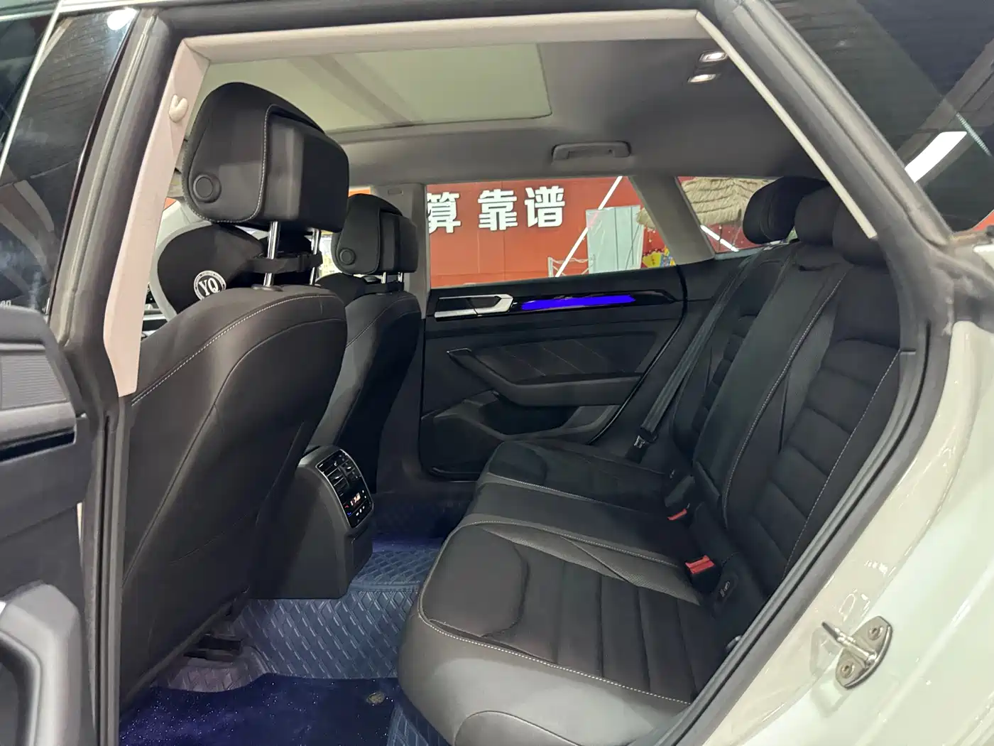 Volkswagen FAW-Volkswagen CC 2023 Shooting Brake 380TSI Hunter's Heart Edition фото 8