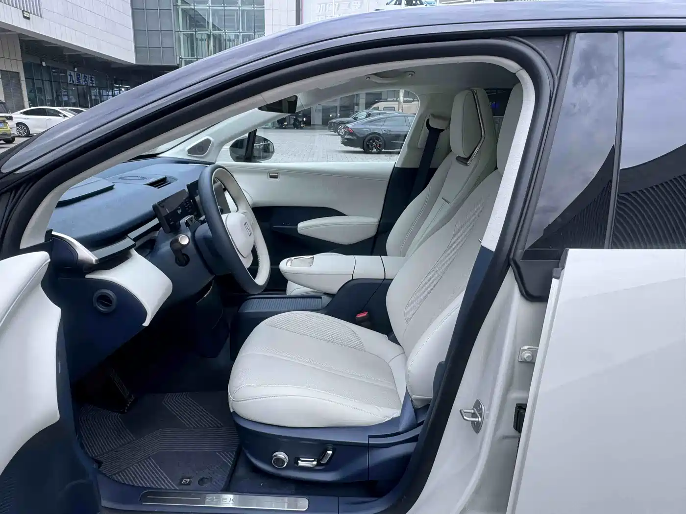 ZEEKR EXTREME KRYPTON X