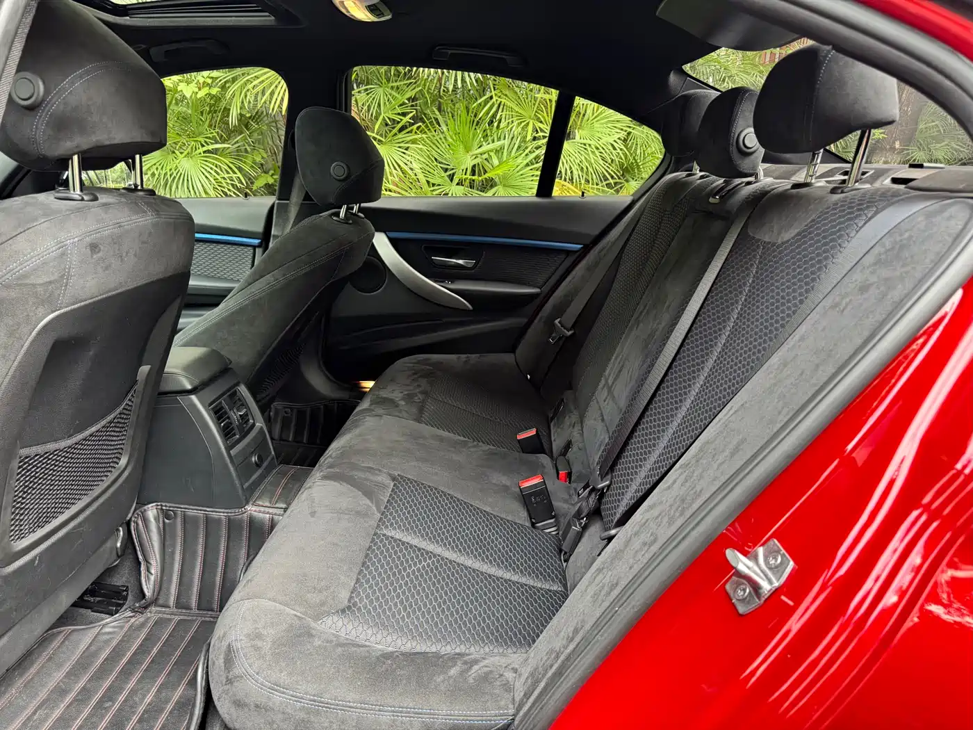 BMW 3 Series 2018 320i M Sport Package фото 11