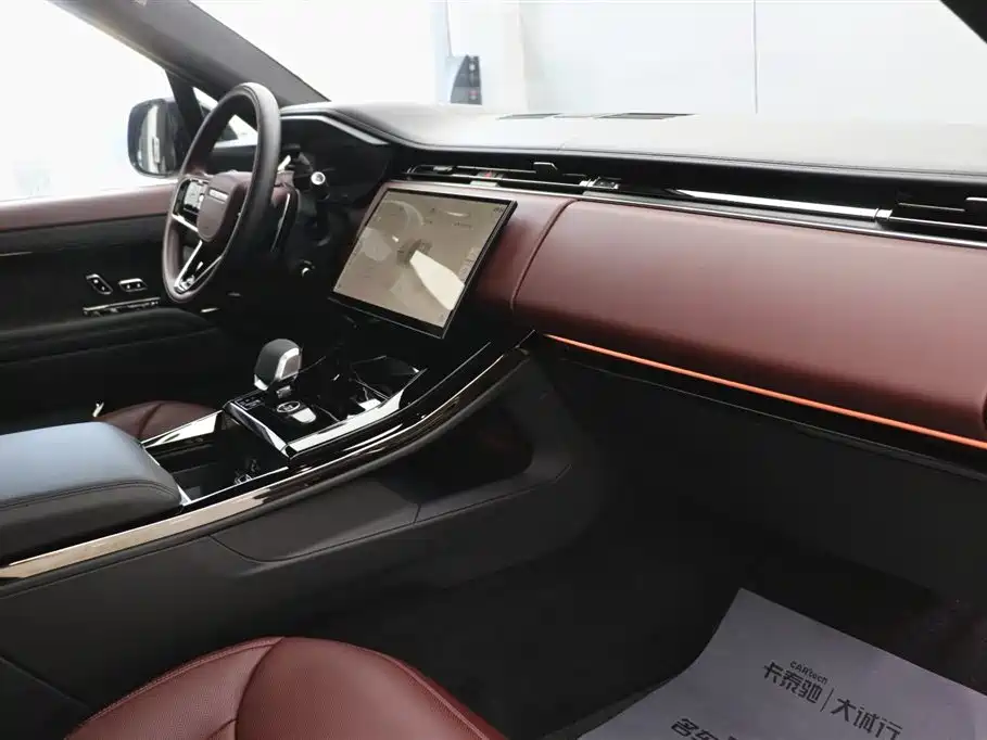 Land Rover Range Rover Sport 2024 400PS Exemplary Edition фото 21
