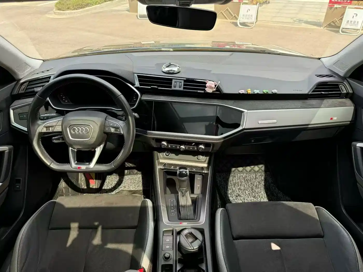 Фото 4 - Audi Q3