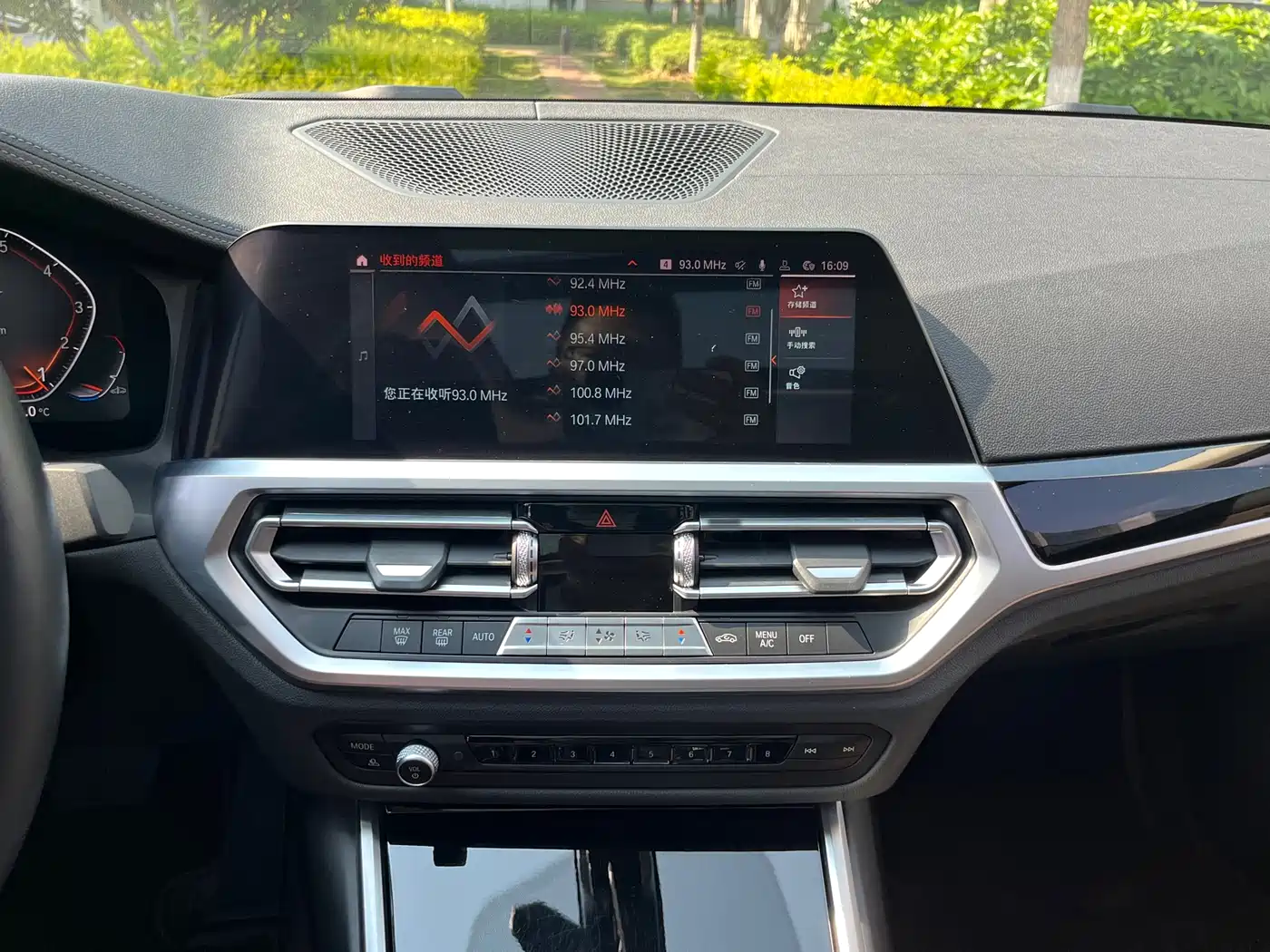 BMW 3 Series 2020 Facelift 325Li Launch Edition фото 11