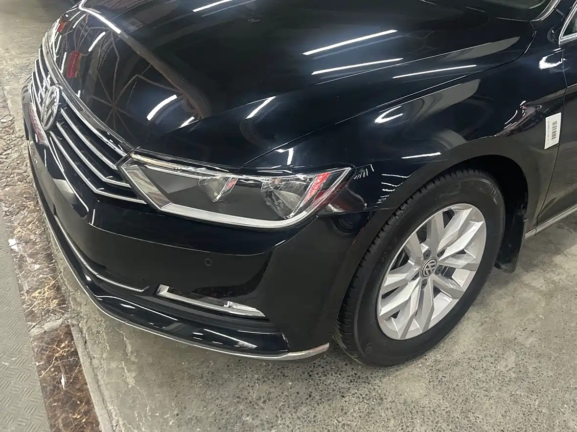 Volkswagen Magotan 2018 280TSI DSG Comfort фото 5